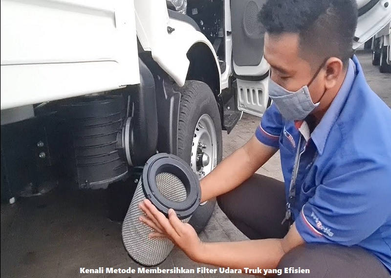 Membersihkan Filter Udara